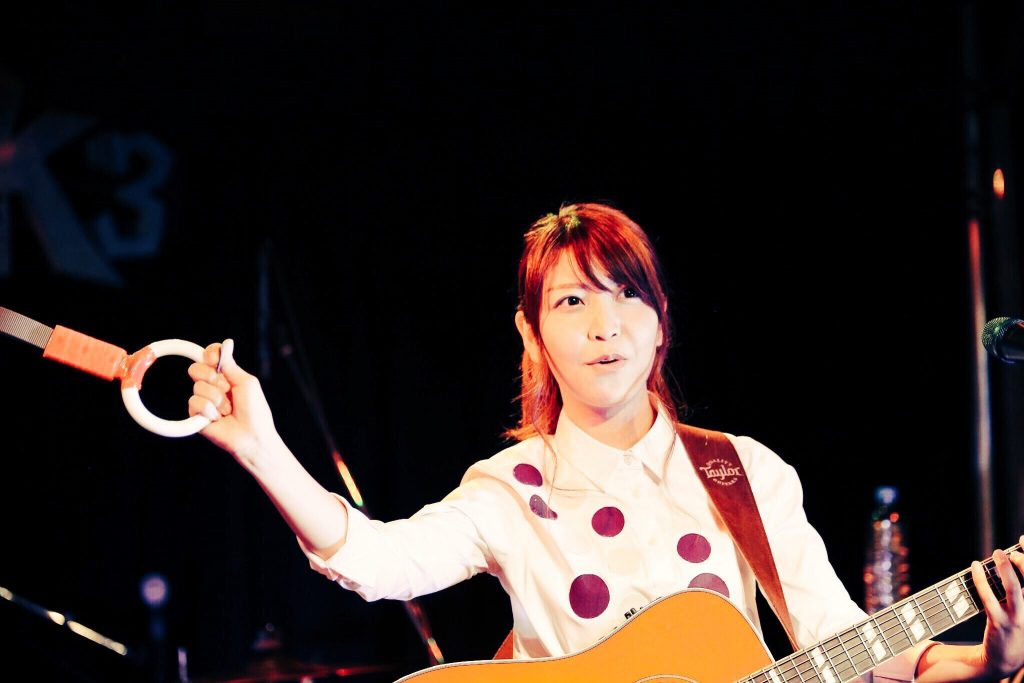 私、ギターの弾き方はYouTubeで習ったんですよ。井上紗希インタヴュー